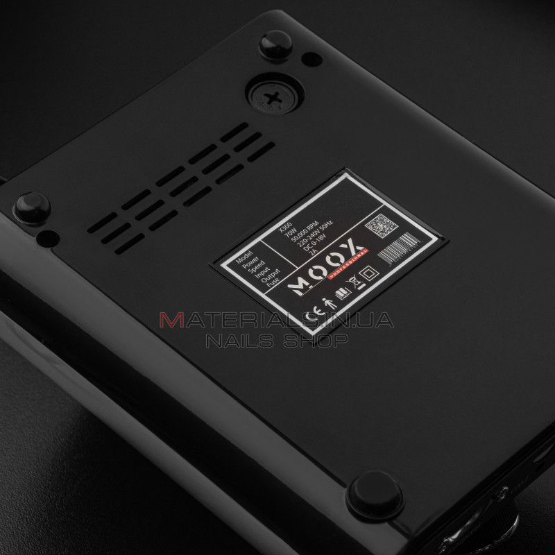 Фрезер Мокс X300 (Білий) на 50 000 об/хв. та 70W. для манікюру та педикюру Фрезер Мокс X300 (Білий) на 50 000 об/хв. та 70W. для манікюру та педикюру
