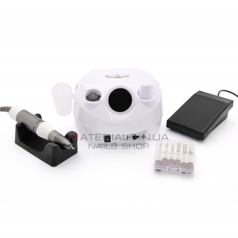 Апарат для манікюру і педикюру BEE NAILS, 202D, з дисплеєм, 65w, 45000 об, білий Апарат для манікюру і педикюру BEE NAILS, 202D, з дисплеєм, 65w, 45000 об, білий