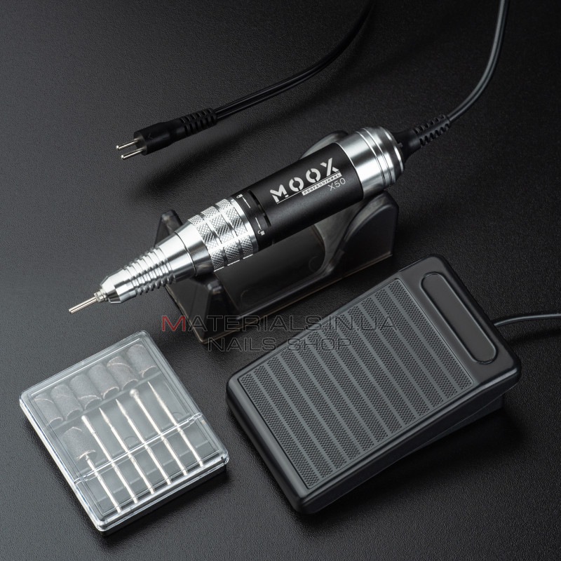 Фрезер Мокс X805 (Black) на 55 000 об./мин. и 80W. для маникюра и педикюра Фрезер Мокс X805 (Black) на 55 000 об./мин. и 80W. для маникюра и педикюра