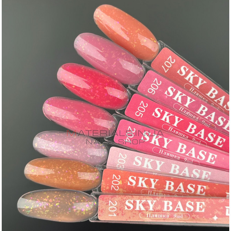 Цветная база Sky base 202 Дизайнер (9 мл.) - с золотой поталью Цветная база Sky base 202 Дизайнер (9 мл.) - с золотой поталью