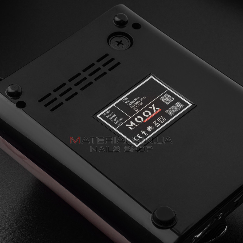 Фрезер Мокс X300 (Рожевий) на 50 000 об/хв. та 70W. для манікюру та педикюру Фрезер Мокс X300 (Рожевий) на 50 000 об/хв. та 70W. для манікюру та педикюру