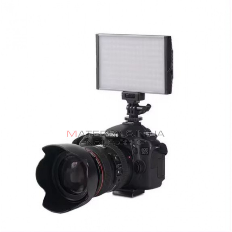 Лампа видеосвет LED PT-15B Pro 15Wcolor 3200-5600K/1500LM/Battery F-550/2400Mah+charger (145*95*22mm) Лампа видеосвет LED PT-15B Pro 15Wcolor 3200-5600K/1500LM/Battery F-550/2400Mah+charger (145*95*22mm)