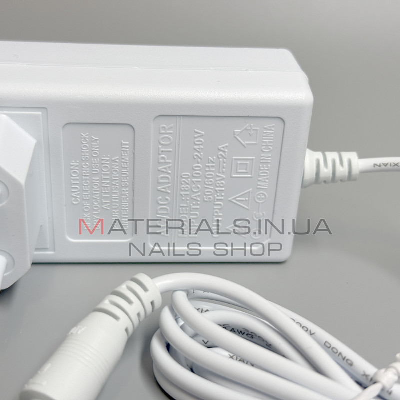 Блок живлення адаптер 18V 2A (1820) для безтіньової лампи Led Power Working Lamp 9501
