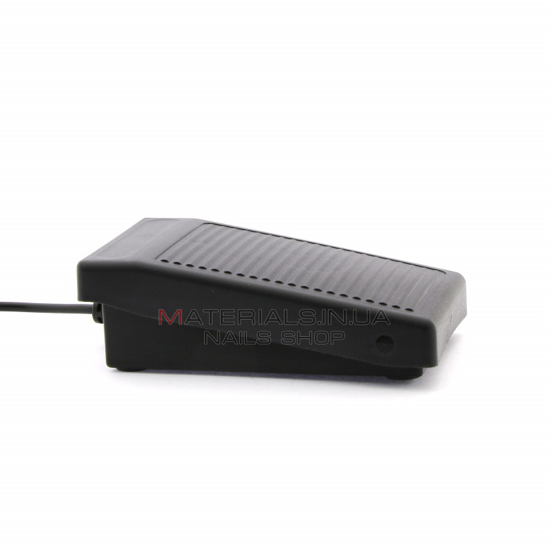 Апарат для манікюру та педикюру BN-335 Bee Nails, 45000 об. 65Вт, black Апарат для манікюру та педикюру BN-335 Bee Nails, 45000 об. 65Вт, black