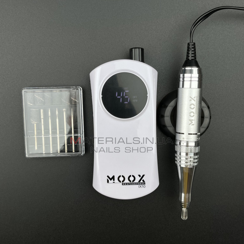Фрезер Мокс IX10 (White) на акуммуляторі 45 000 об/хв. та 35 W. для манікюру та педикюру Фрезер Мокс IX10 (White) на акуммуляторі 45 000 об/хв. та 35 W. для манікюру та педикюру