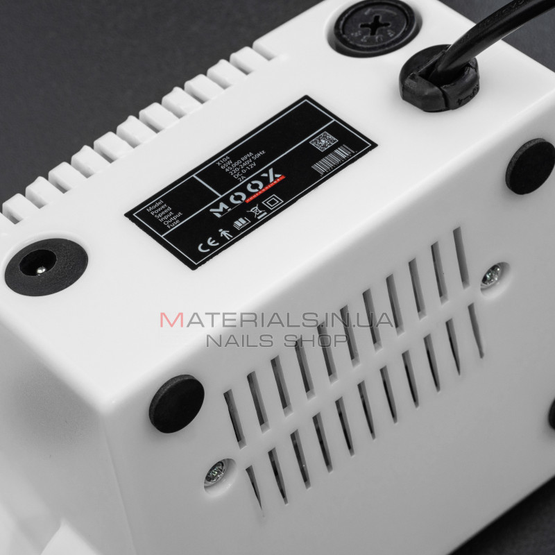 Фрезер Мокс X104 (Білий) на 45 000 об/хв. та 65W. для манікюру та педикюру Фрезер Мокс X104 (Білий) на 45 000 об/хв. та 65W. для манікюру та педикюру