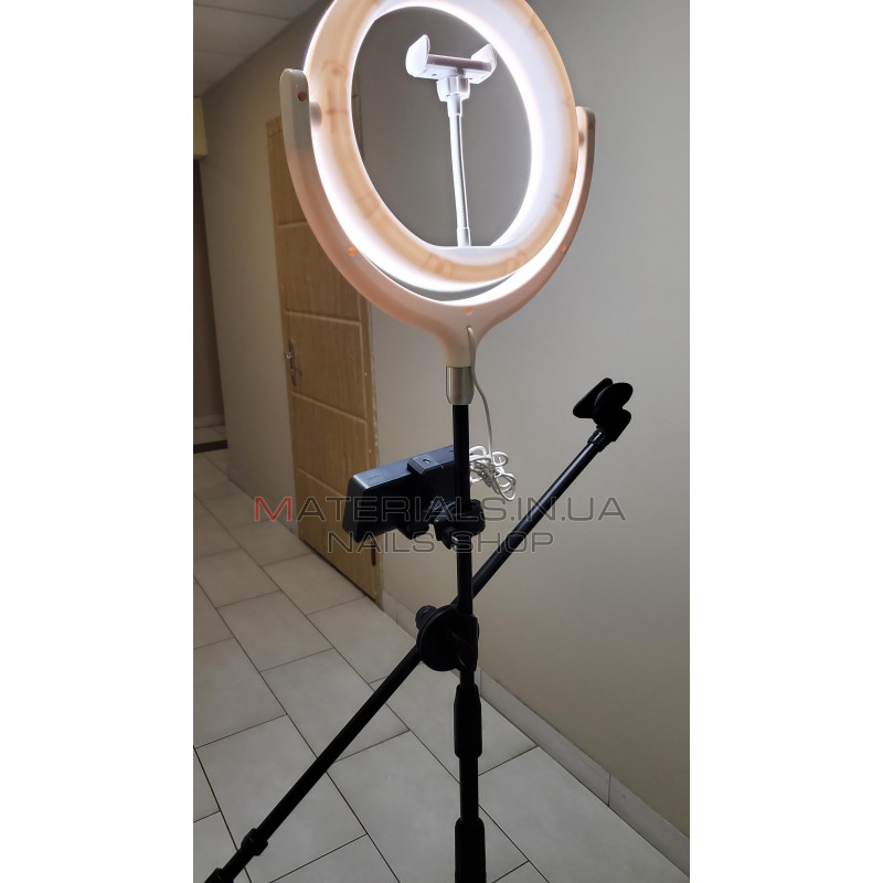 Кільцева лампа Ring Light Kit F-539A, працює від Power Bank Кільцева лампа Ring Light Kit F-539A, працює від Power Bank