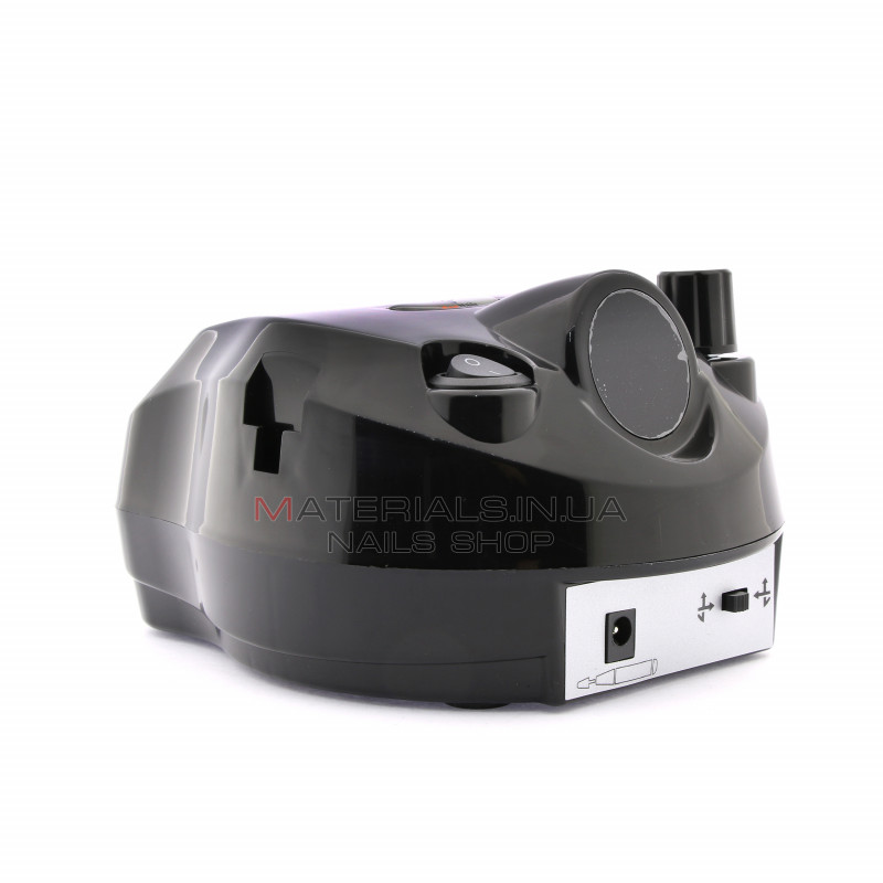 Апарат для манікюру і педикюру BEE NAILS, 202D, з дисплеєм, 65w, 45000 об, чорний Апарат для манікюру і педикюру BEE NAILS, 202D, з дисплеєм, 65w, 45000 об, чорний