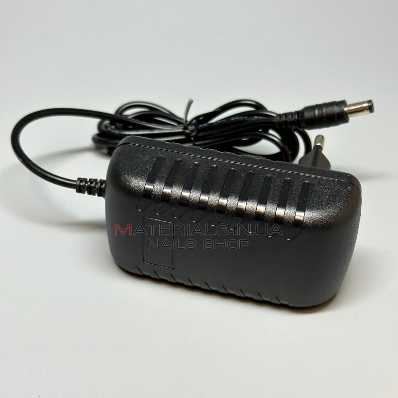 Блок питания адаптер 12V 2A (ZYD-1220) Блок питания адаптер 12V 2A (ZYD-1220)