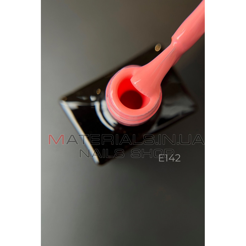 Гель-лак Designer Nude Pink - E142 "Незрілий персик"