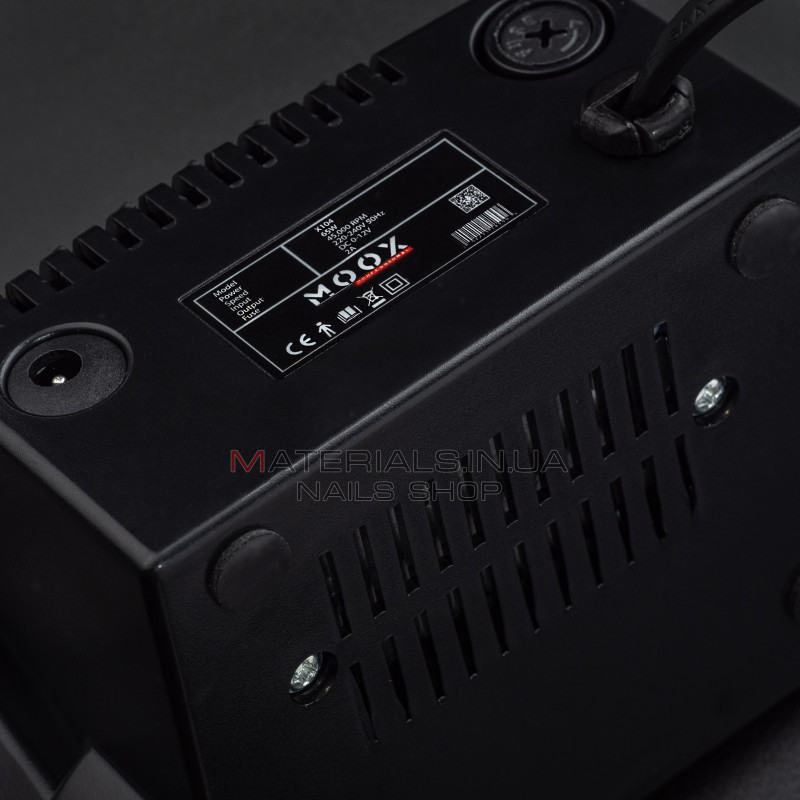 Фрезер Мокс X104 (Чорний) на 45 000 об/хв. та 65W. для манікюру та педикюру Фрезер Мокс X104 (Чорний) на 45 000 об/хв. та 65W. для манікюру та педикюру
