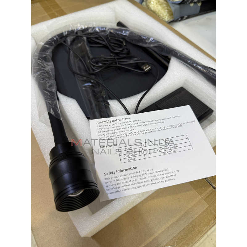 Лампа UV для нарощування вій 10 W, чорна Лампа UV для нарощування вій 10 W, чорна