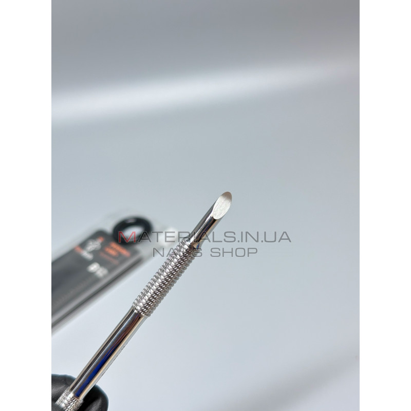 Лопатка маникюрная Bee Nails B12 Лопатка маникюрная Bee Nails B12