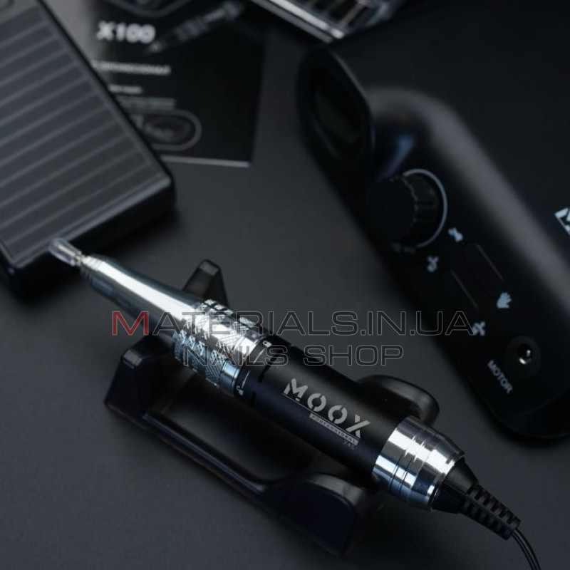 Фрезер Мокс X100 (Black) на 45 000 об/хв. та 70W. для манікюру та педикюру