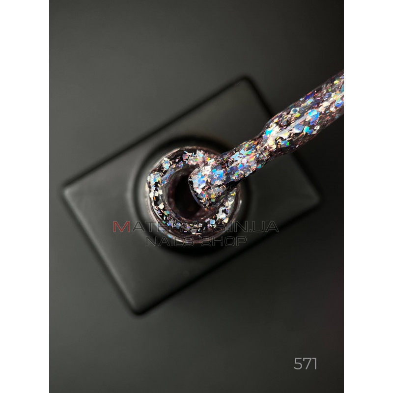 Гель лак Clow Glitter 571 Дизайнер (9мл.) - с хлопьями хамелеон разных размеров и глиттером Гель лак Clow Glitter 571 Дизайнер (9мл.) - с хлопьями хамелеон разных размеров и глиттером