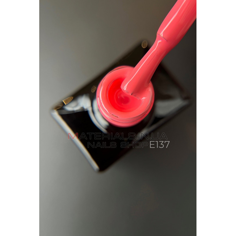 Гель-лак Designer Nude Pink - E137 "Рожевий персик" Гель-лак Designer Nude Pink - E137 "Рожевий персик"